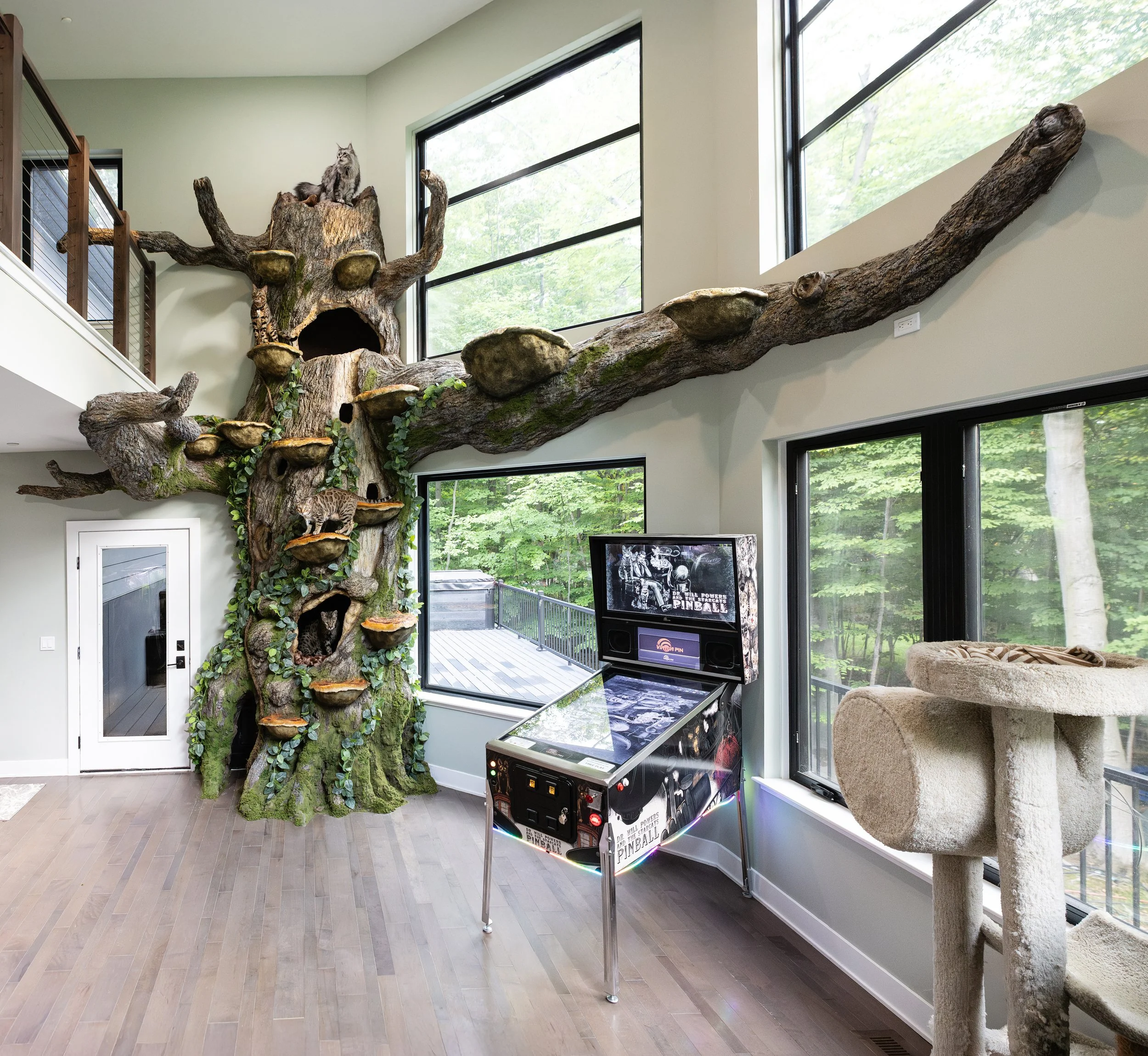 Ravendark's World Record Breaking Cat Tree!! — Alyssia Booth's